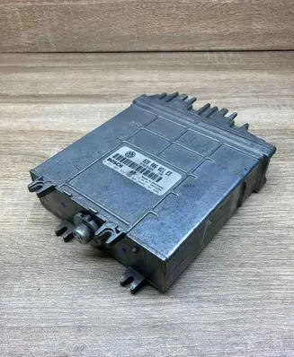 Seat Alhambra (Mk1) Engine control unit/module ECU 028906021ES 0281001531