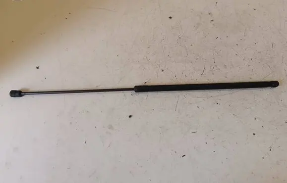 Volkswagen PASSAT B6 Front bonnet/hood damper/strut 3C0823359A