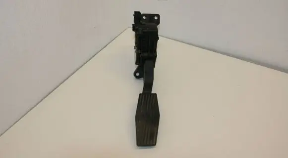 Opel Signum Accelerator throttle pedal 9186724 6PV00832200