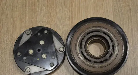 Opel Antara Fuel pump gear (pulley) 