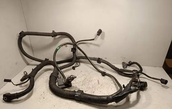 Mitsubishi L200 Engine installation wiring loom 