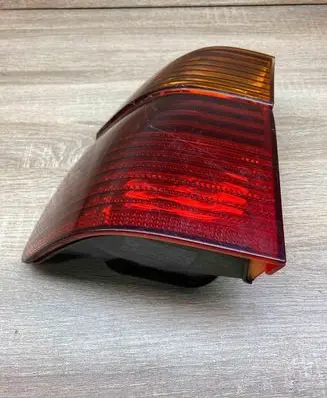 BMW 5 E39 Rear/tail lights 6900213