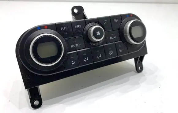 Nissan Qashqai Interior fan control switch 27500BR40A