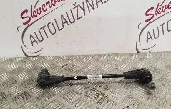 Volvo XC40 Front anti-roll bar/stabilizer link 32281972