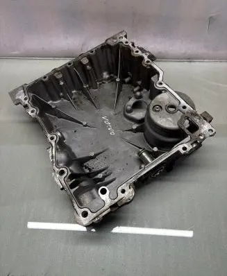 Volvo XC40 Oil sump 32208571