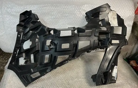 Mercedes-Benz V Class W447 Front bumper mounting bracket A4478853600 A4478857700 A4478808901