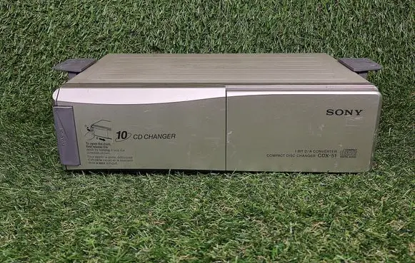 Audi A4 S4 B5 8D CD/DVD changer CDX51 391945302 388324