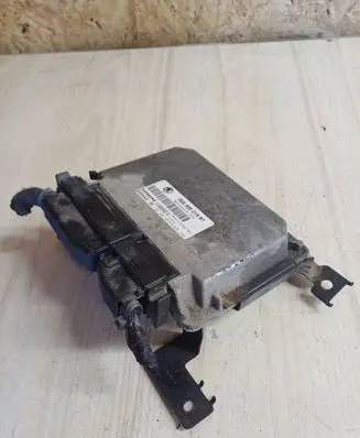 Skoda Octavia Mk1 (1U) Engine control unit/module 06A906019BT 5WP444503