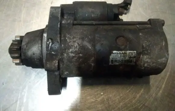 Nissan X-Trail T30 Starter motor 233008H801 M008T71471