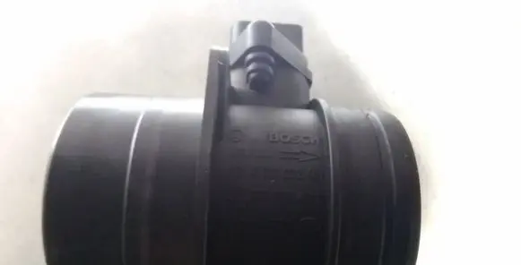 Audi A3 S3 8P Mass air flow meter 0281002461 074906461B F00C2G2055