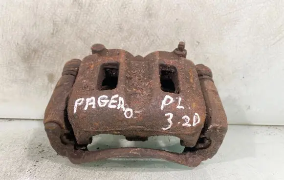 Mitsubishi Pajero Front brake caliper