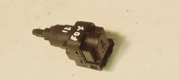 Volkswagen Fox Brake pedal sensor switch 6Q0945511