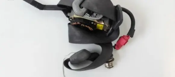 Mitsubishi Space Runner Front seatbelt