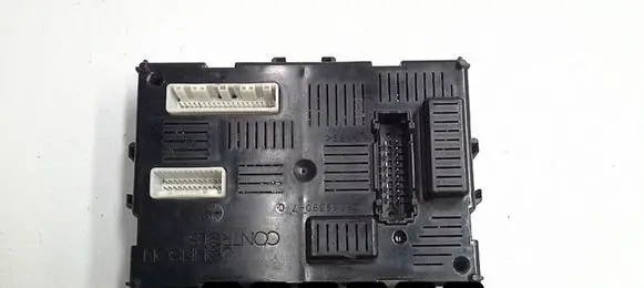 Nissan Note (E11) Engine control unit/module 284B29U00A