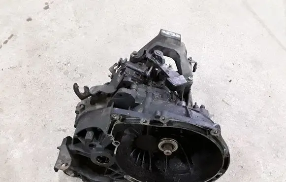 Volvo V70 Manual 5 speed gearbox P1283123 9G9R7002EA