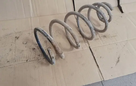 KIA Sorento Rear coil spring