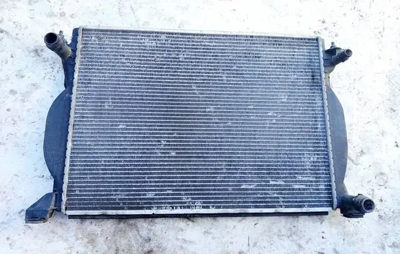 Audi A4 S4 B6 8E 8H Coolant radiator 