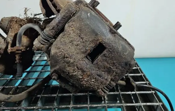 Nissan Primera Front brake caliper IMPRK1385740