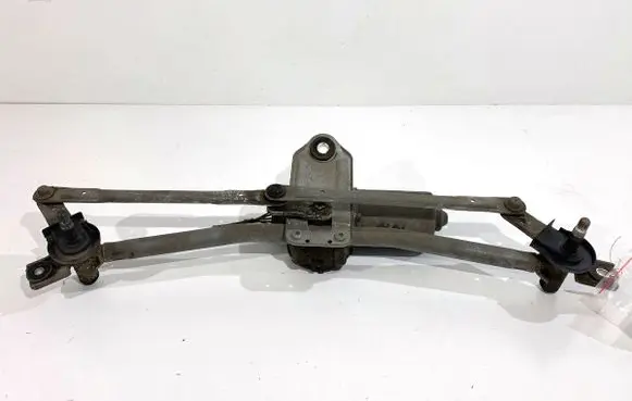 KIA Sportage Front wiper linkage and motor