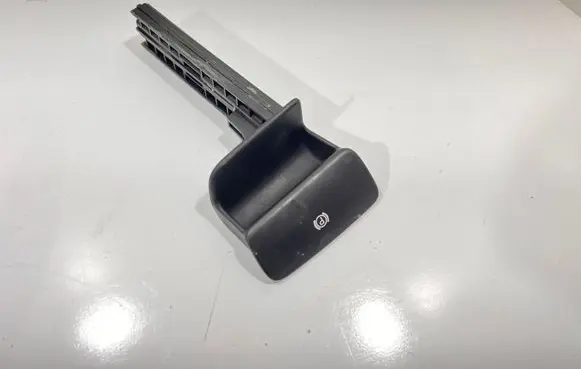 Audi Q7 4L Hand brake release handle 