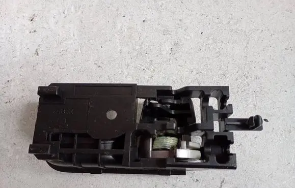 Opel Agila B Front door interior handle 123336