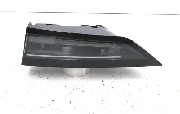Renault Scenic E-Tech V Tailgate rear/tail lights 265505750R
