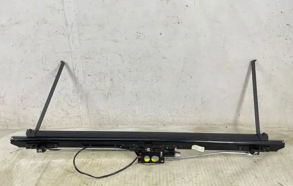 BMW 7 F01 F02 F03 F04 Rear windscreen sun blind/shade 