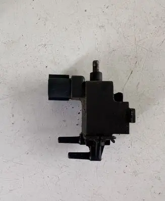 Toyota Avensis T220 Turbo solenoid valve