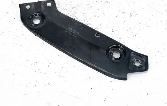 Volkswagen Jetta VI Headlight/headlamp mounting bracket 5C6805931