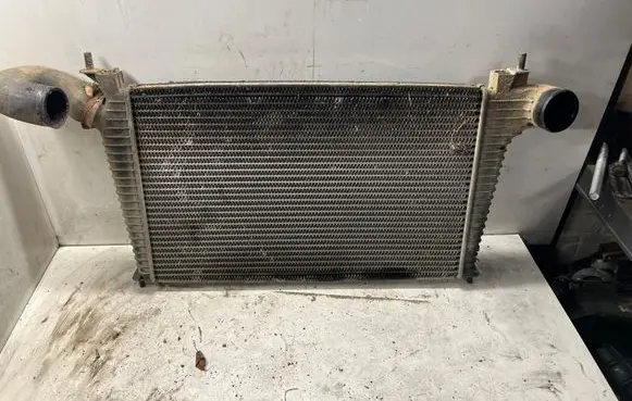 Saab 9-5 Intercooler radiator 4726568