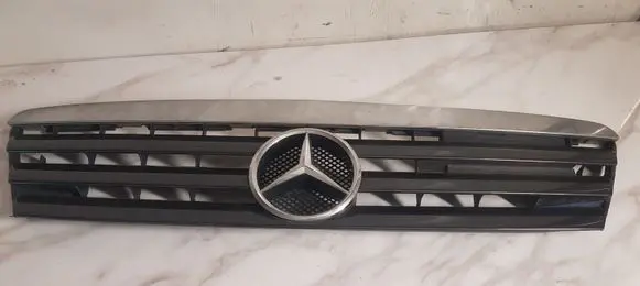 Mercedes-Benz A W168 Front bumper upper radiator grill 1688800083