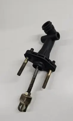 KIA Sorento Clutch master cylinder