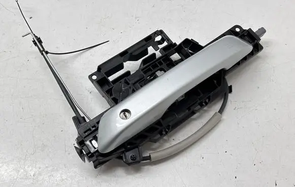 Jeep Grand Cherokee WL Front door exterior handle 68375199AE 174008