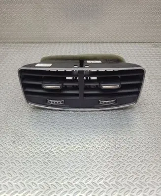 Audi A8 S8 D4 4H Rear air vent grill 4H0819203B
