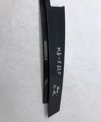 Mercedes-Benz E W212 Other rear door trim element 21235038705