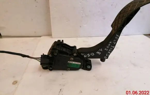 Seat Toledo II (1M) Accelerator throttle pedal 6q1721503c