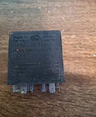 Audi A8 S8 D2 4D Other relay 4B0919471 5KG00656804