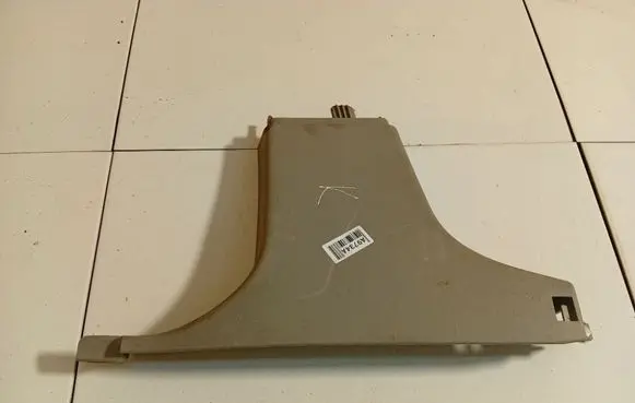 Cadillac SRX (B) pillar trim (top) 1GA0150262