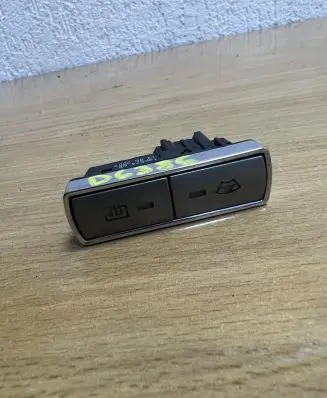 Ford Mondeo Mk III Other switches/knobs/shifts 18K574AB D6386