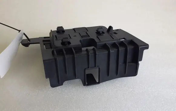 Mercedes-Benz A W177 Other engine bay part A2475451900 5451900