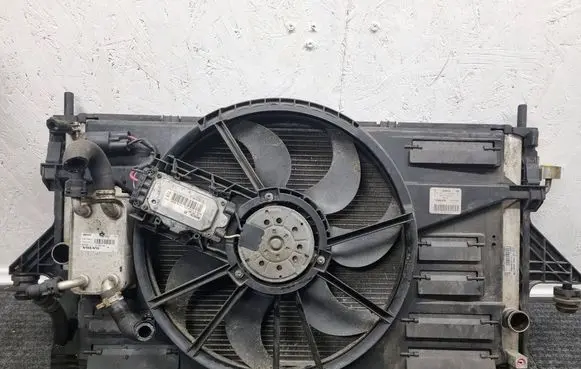 Volvo V50 Electric radiator cooling fan 31261990 0130307139