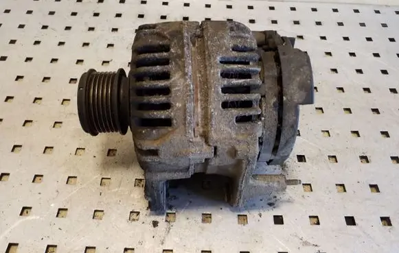 Volkswagen Crafter Generator/alternator 06F903023D