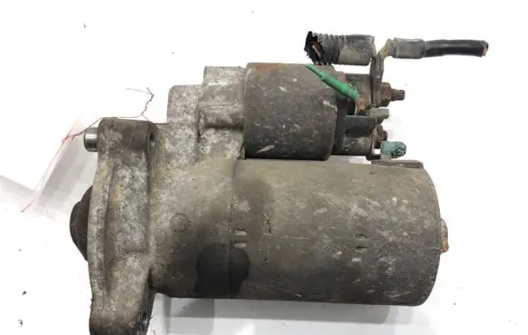 Peugeot Partner Starter motor 9647982880