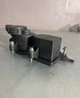Mercedes-Benz B W245 Oil breather separator A6400101162 071122 1322402058