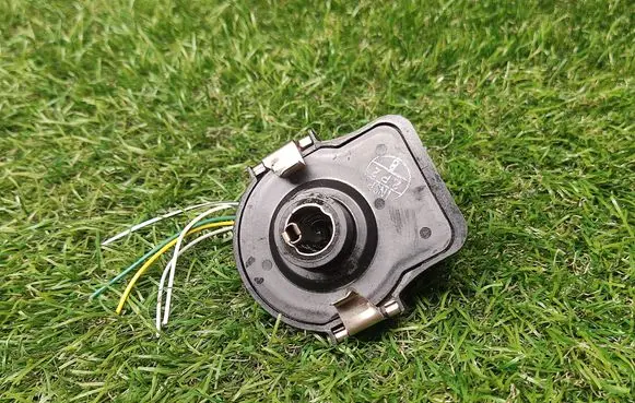 Headlight level adjustment motor