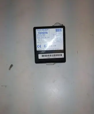 Toyota Corolla Verso E121 Door control unit/module 897410F010