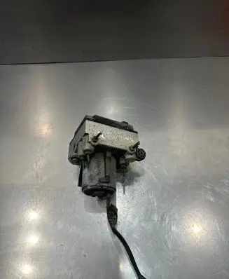 BMW 7 E38 ABS Pump 0265213010