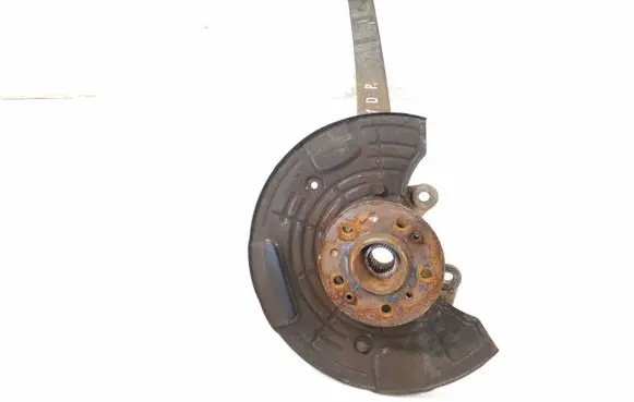 Front wheel hub
