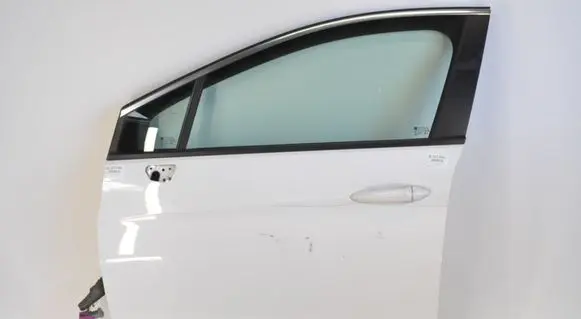 Opel Astra K Front door