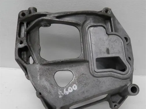 Mercedes-Benz S W221 Generator/alternator bracket 
